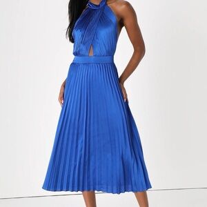 Lulus - *NWT* “Totally Charming Royal Blue Satin Pleated Halter” Midi Dress M